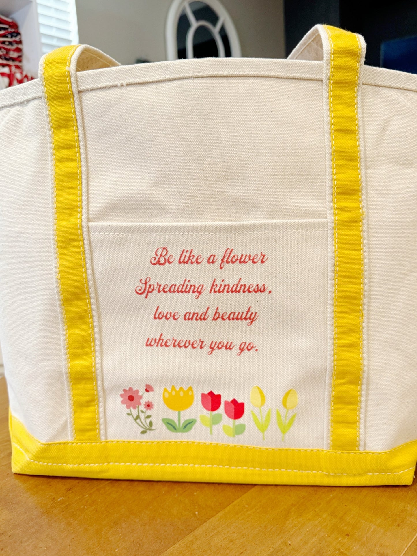 Classic Canvas Medium Tote “Be Like A Flower“