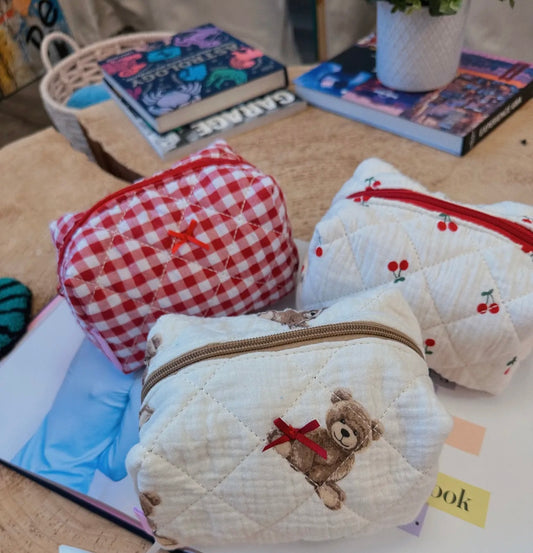 Teddy Make Up Bag